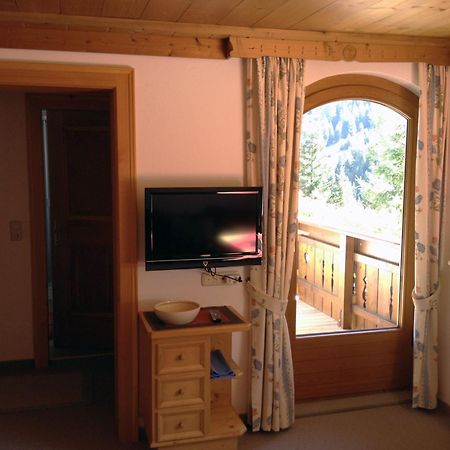 Haus Vasul Hotell St. Anton am Arlberg Rom bilde